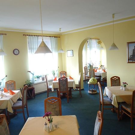 Hotel-Restaurant Marcus Malchin Exteriör bild